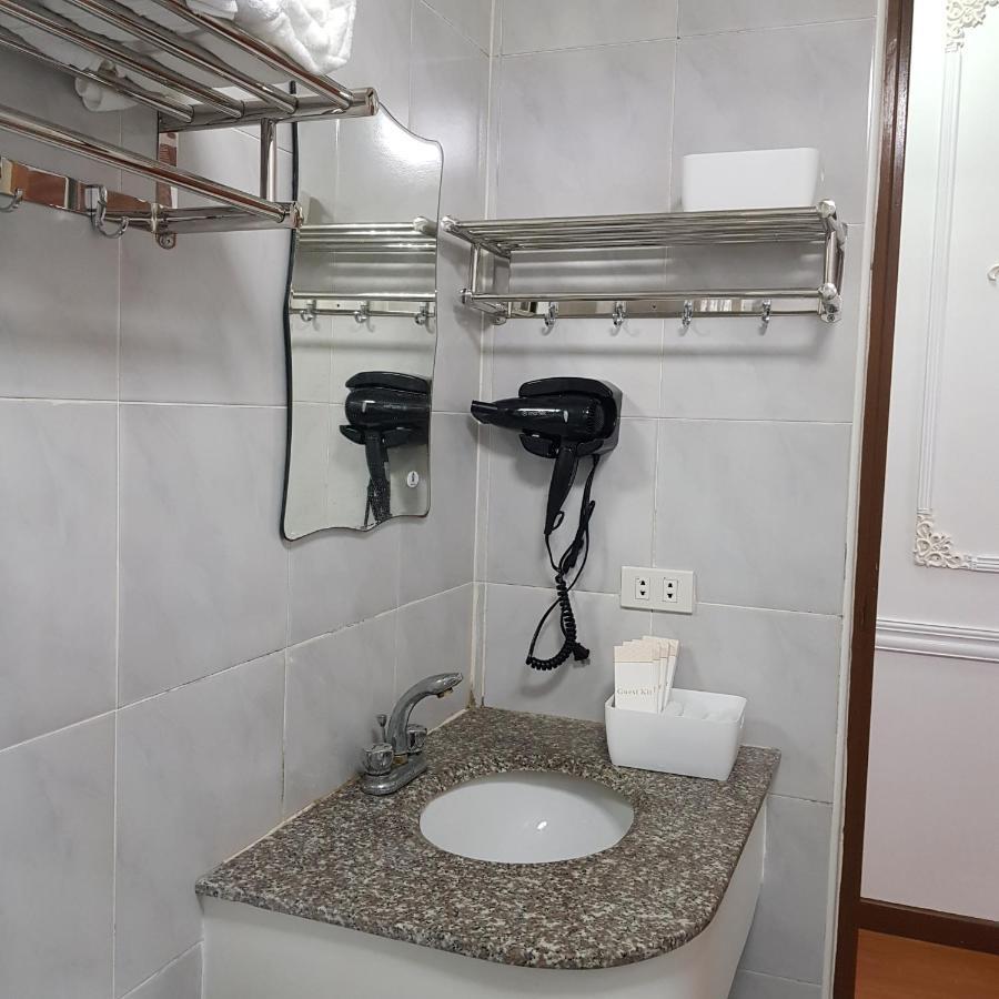 باغيو Victorian Condo With Free Parking At Albergo Hotel المظهر الخارجي الصورة